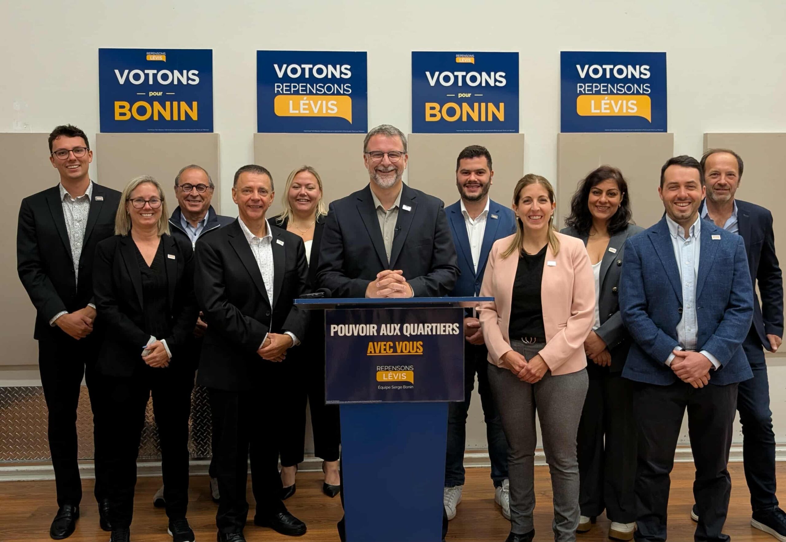 Photo de l'équipe - Pouvoir aux quartiers avec vous